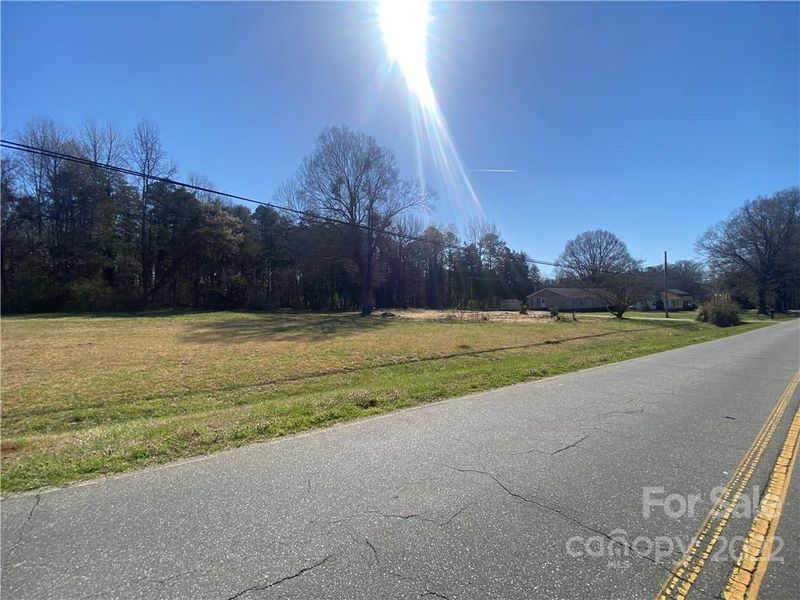 7832 Plott Rd, Charlotte, NC 28215