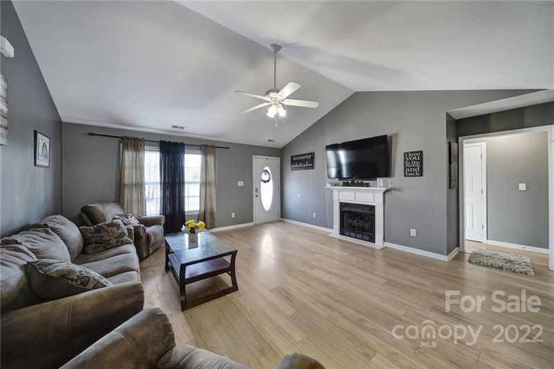 314 Pitts Rd, Catawba, SC 29704