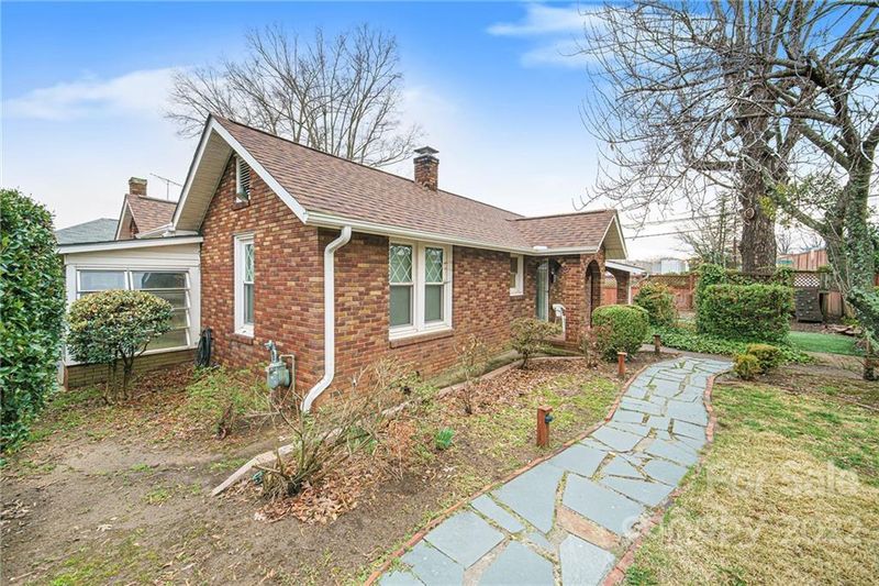 900 Venus St, Kannapolis, NC 28083
