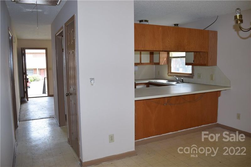 102 Brandywine Dr NE #E1, Conover, NC 28613