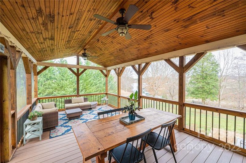 644 41st Avenue Ct NW, Hickory, NC 28601