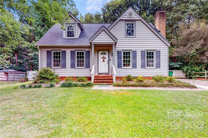 8220 Inverary Pl, Charlotte, NC 28226