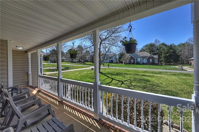 9303 Morgan Glenn Dr, Mint Hill, NC 28227