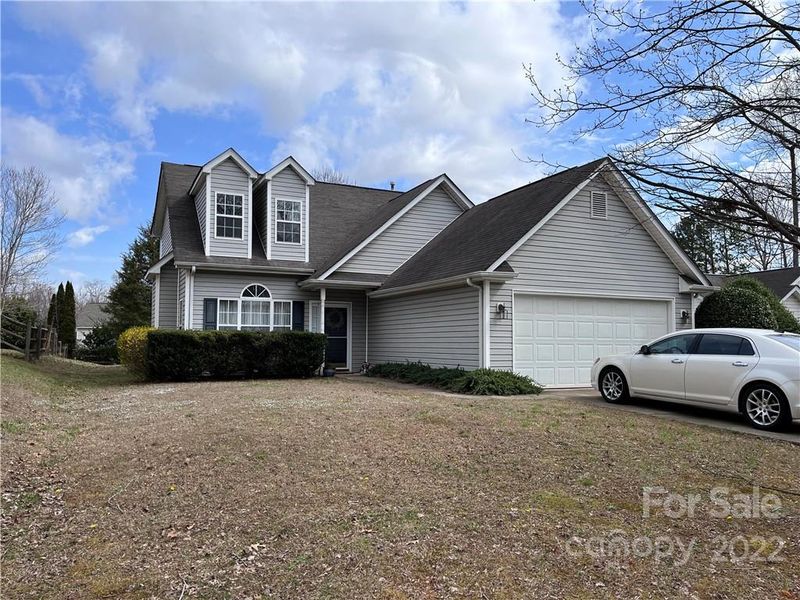 1939 Forest Side Ln, Charlotte, NC 28213