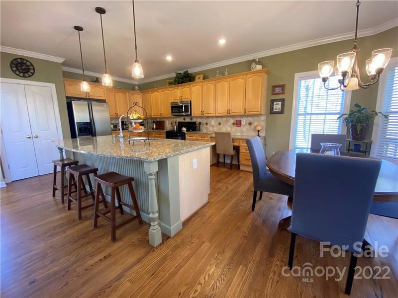 18842 Dembridge Dr, Davidson, NC 28036
