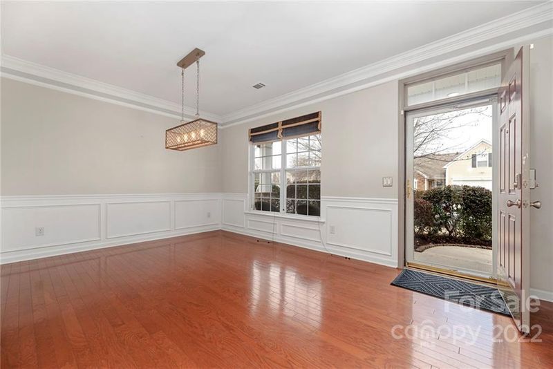 333 Minitree Ln, Charlotte, NC 28214