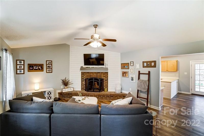 7297 Denmark Dr, Denver, NC 28037