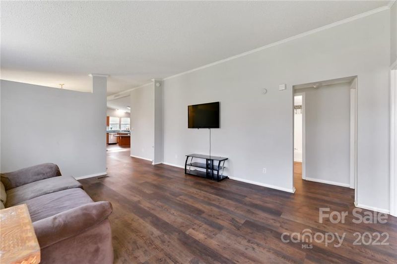 198 Petes Pond Rd, Kannapolis, NC 28081