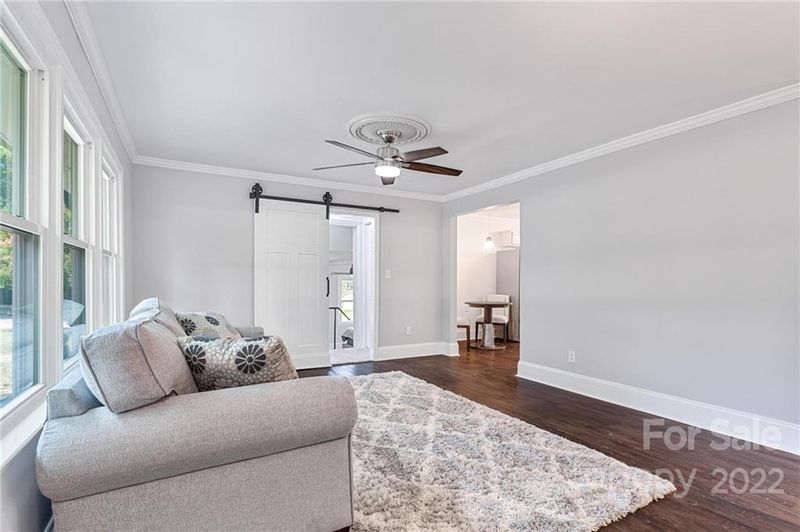 433 Aurora Blvd, Matthews, NC 28105