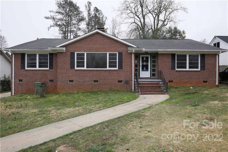 515 W Barr St, Lancaster, SC 29720