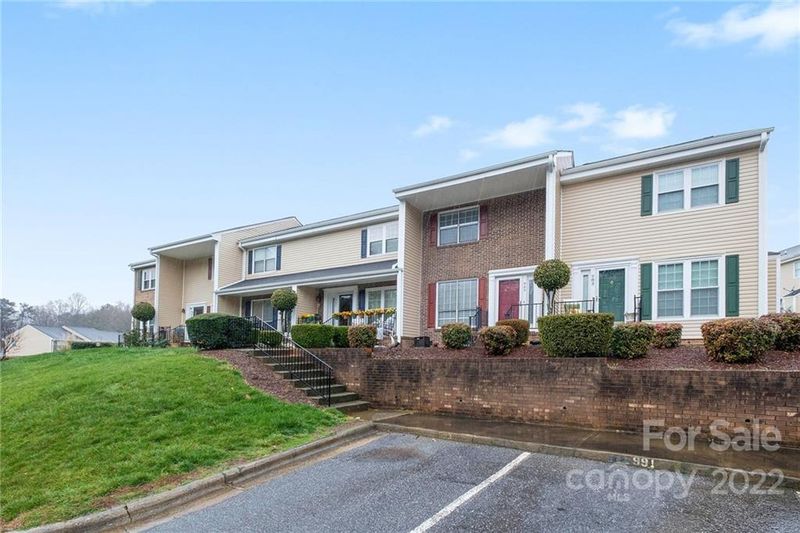 985 Surry Ln #E, Gastonia, NC 28054