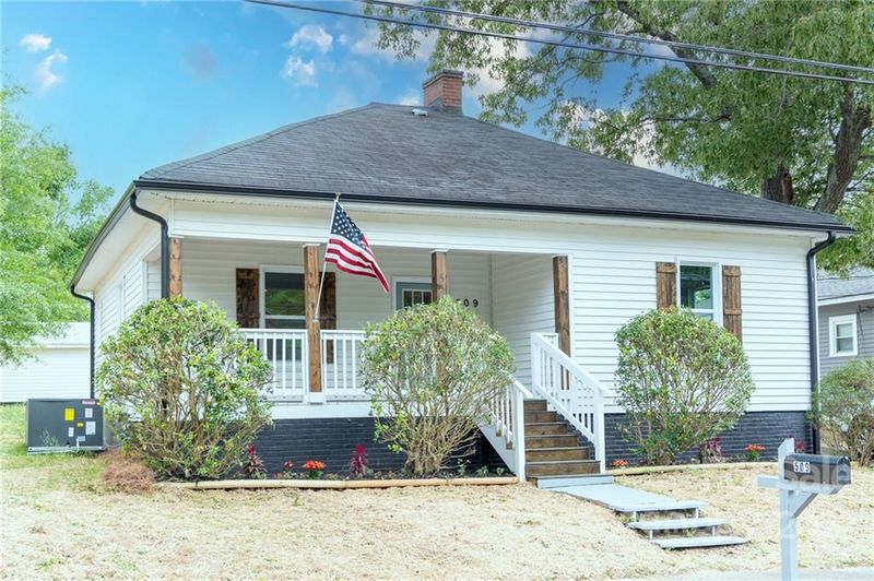 509 W 8th St, Kannapolis, NC 28081