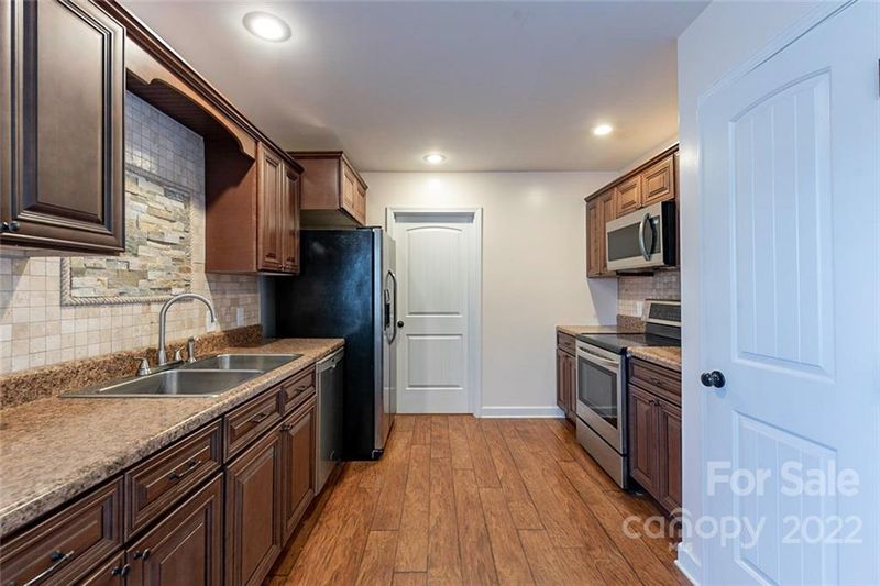 220 Eagle Creek Rd, Clover, SC 29710