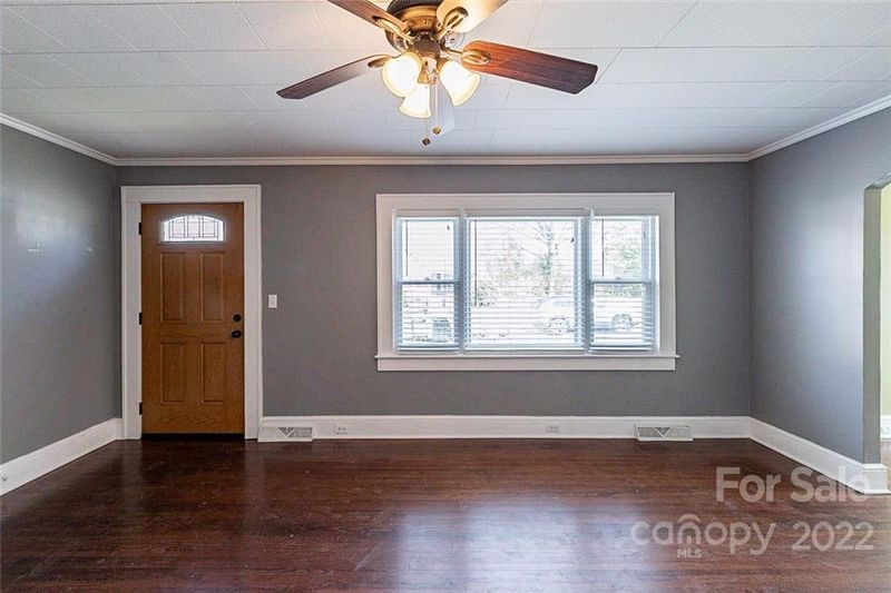 803 Ashwood St, Kannapolis, NC 28081