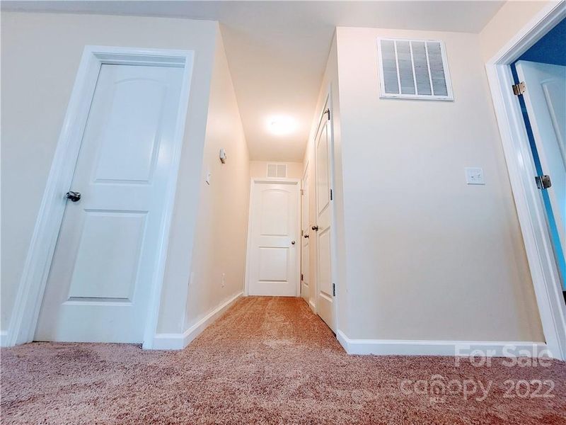 722 Mountain Quail Dr, Charlotte, NC 28216