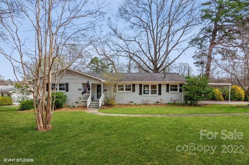 3200 Dunaire Dr #18, Charlotte, NC 28205