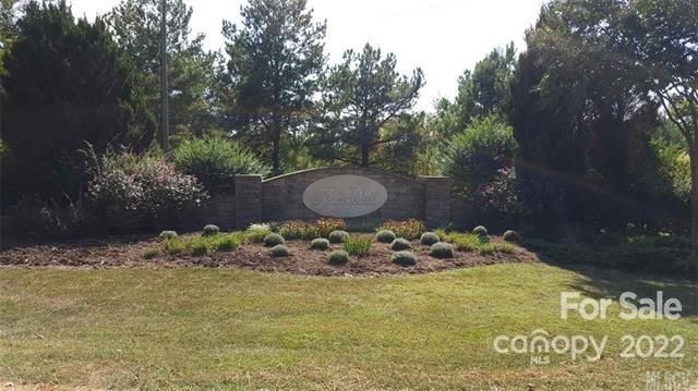151 Pier Point Dr #9, Stony Point, NC 28678