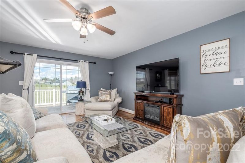 4759 Kemp Dellinger Rd, Maiden, NC 28650