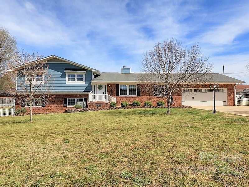 5600 Wright Rd, Kannapolis, NC 28081