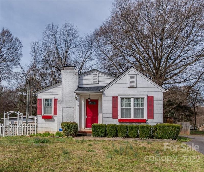 6407 Highland Ave, Charlotte, NC 28215