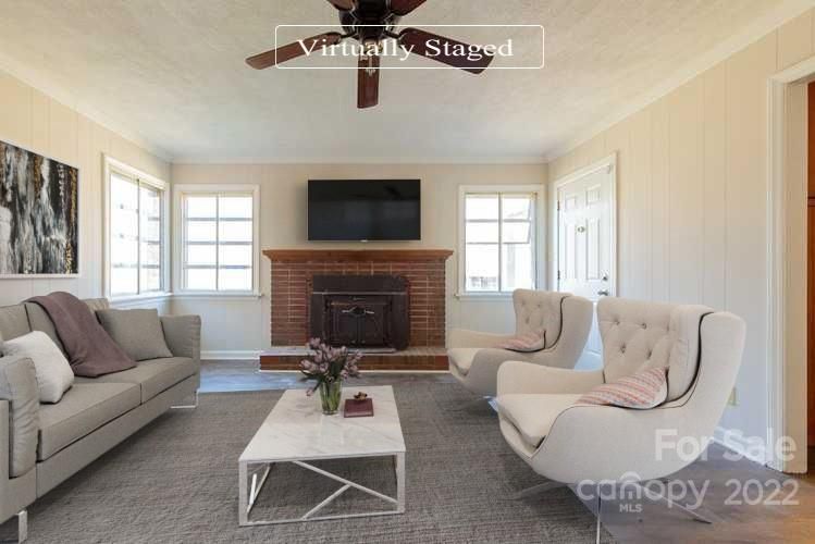 8100 Douglas Dr, Charlotte, NC 28217