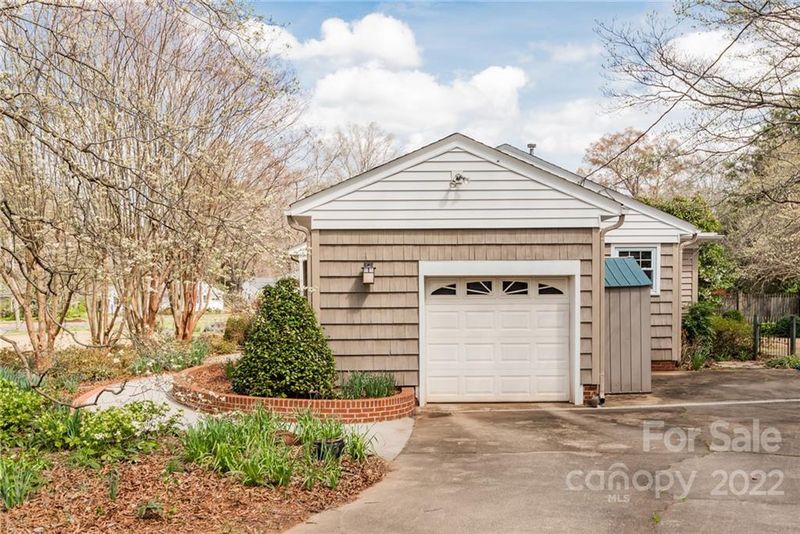 1024 Myrtle Dr, Rock Hill, SC 29730