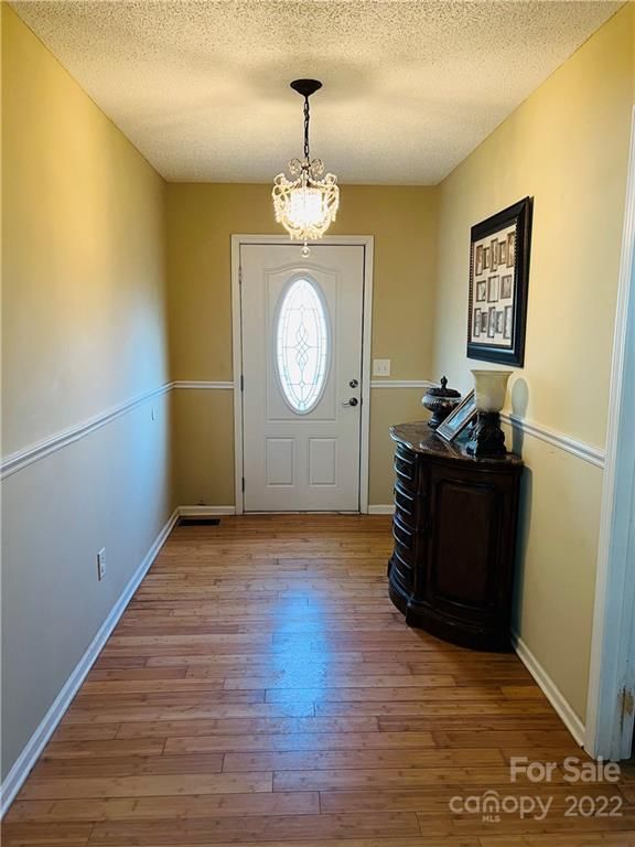 131 Wesley Ct, Crouse, NC 28033