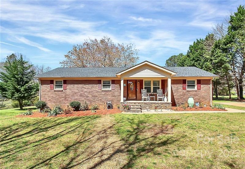 3104 Helen Dr, Waxhaw, NC 28173