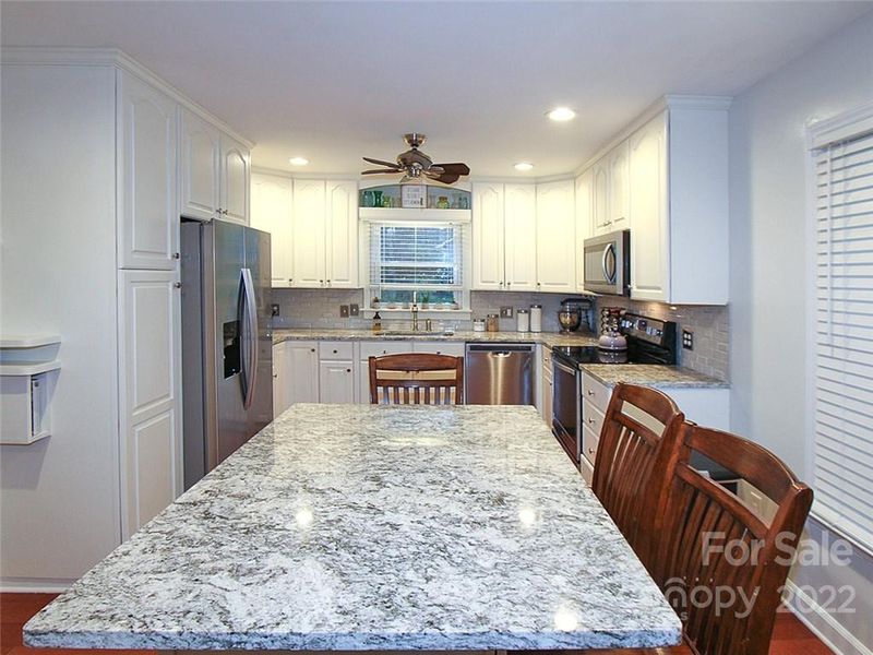 10211 Mountain Apple Dr, Mint Hill, NC 28227