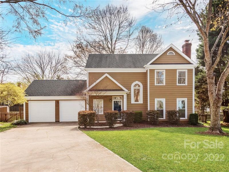 9231 Four Acre Ct, Charlotte, NC 28210