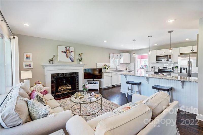 1024 Roanoke Ave, Charlotte, NC 28205