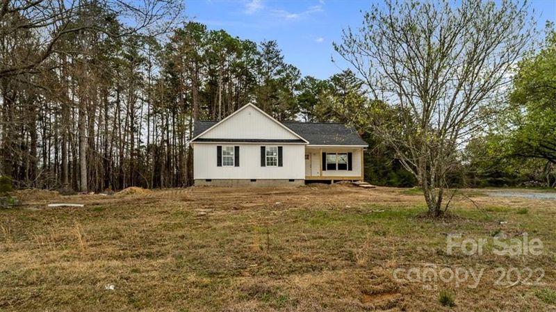 1264 Burrell Rd, Clover, SC 29710