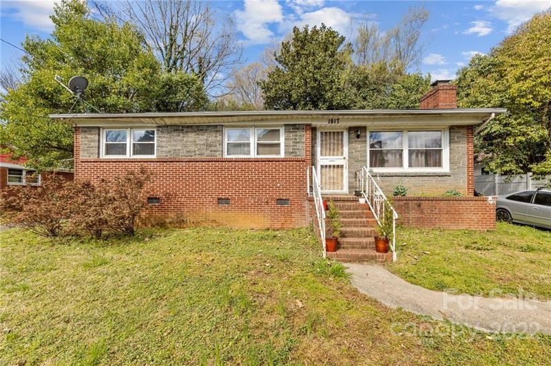 1817 Jennings St, Charlotte, NC 28216