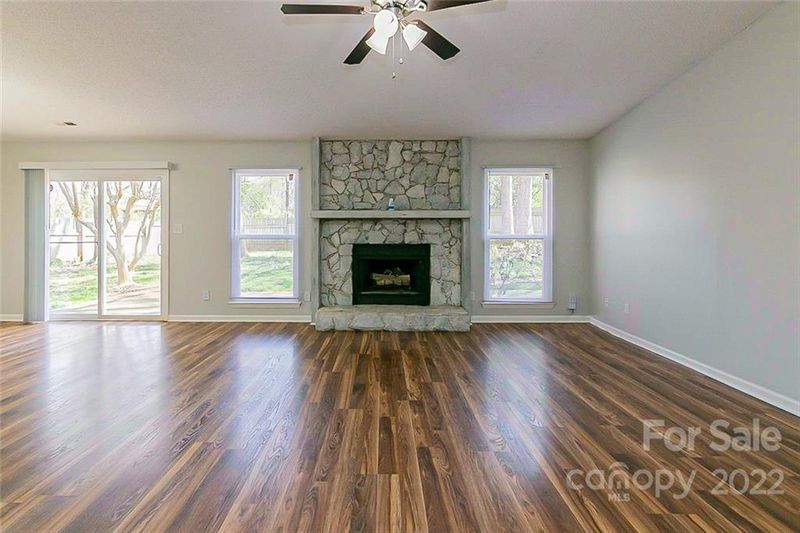 9205 Aylesbury Ln, Mint Hill, NC 28227