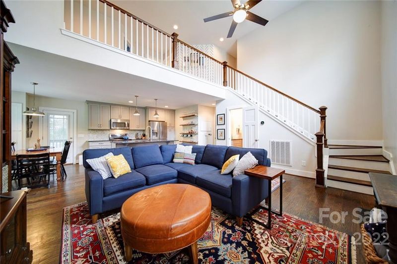 1020 Lunsford Pl, Charlotte, NC 28205