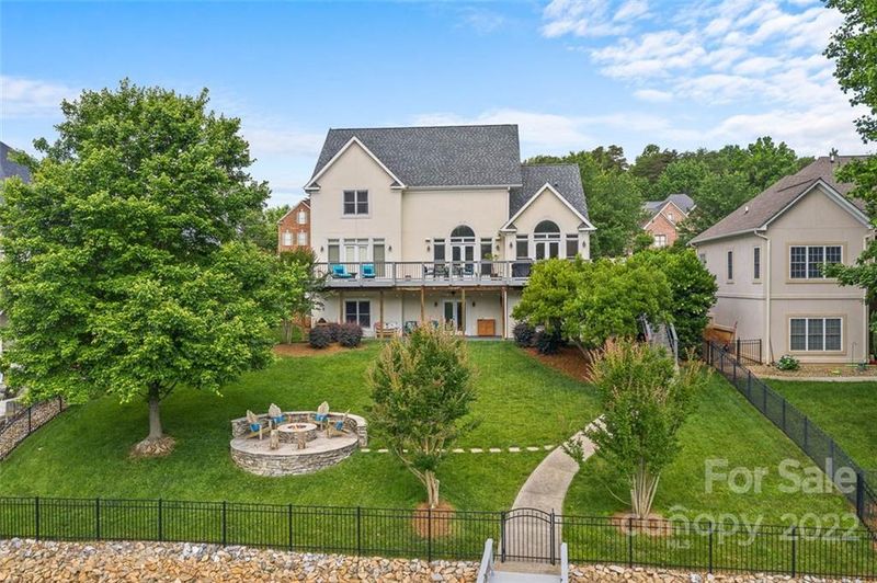 2442 Smith Harbour Dr, Denver, NC 28037