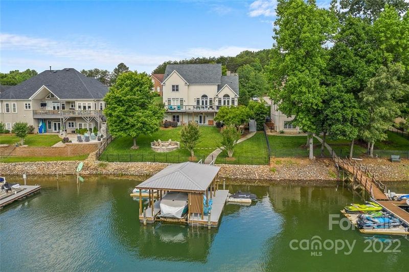 2442 Smith Harbour Dr, Denver, NC 28037