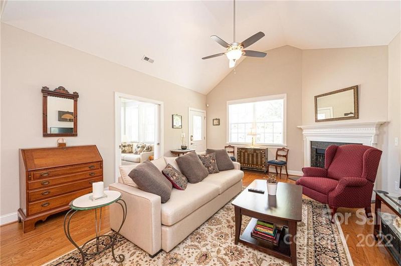 8240 Symphony Ct, Denver, NC 28037