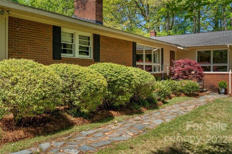 702 Plantation Rd, Lancaster, SC 29720