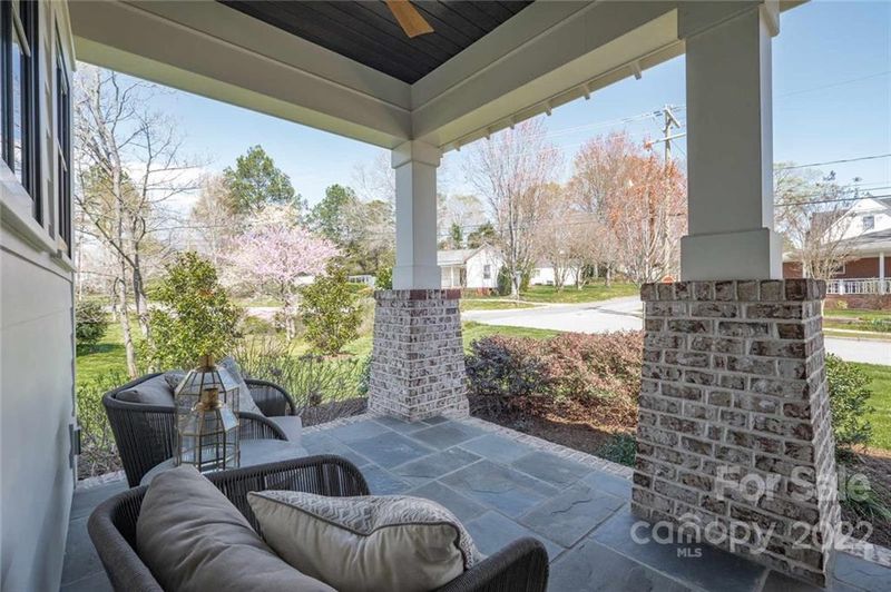 302 Walnut St, Davidson, NC 28036
