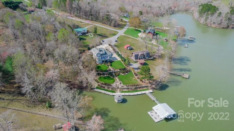 4458 Lakeshore Cir, Catawba, NC 28609