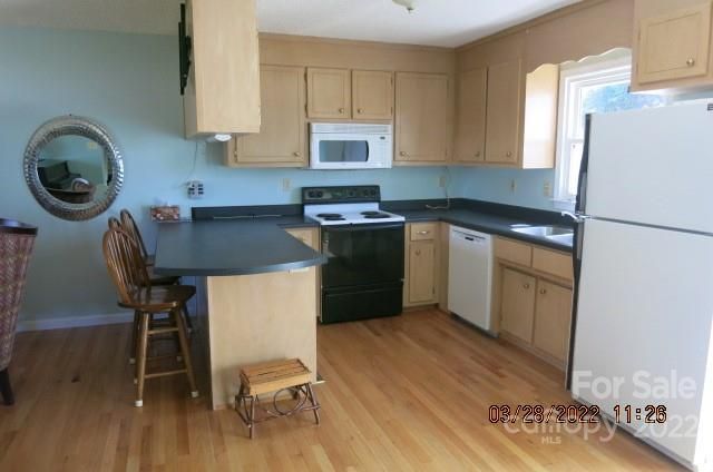 205 Towne Ct NW, Conover, NC 28613