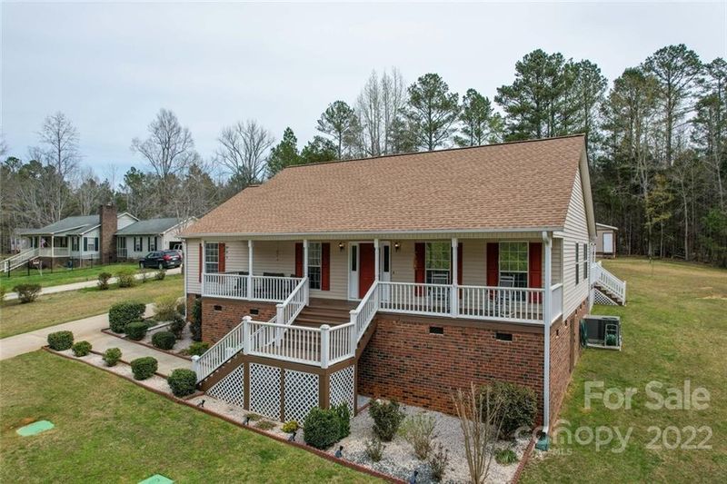 2418 Lazy Oak Dr, Lancaster, SC 29720