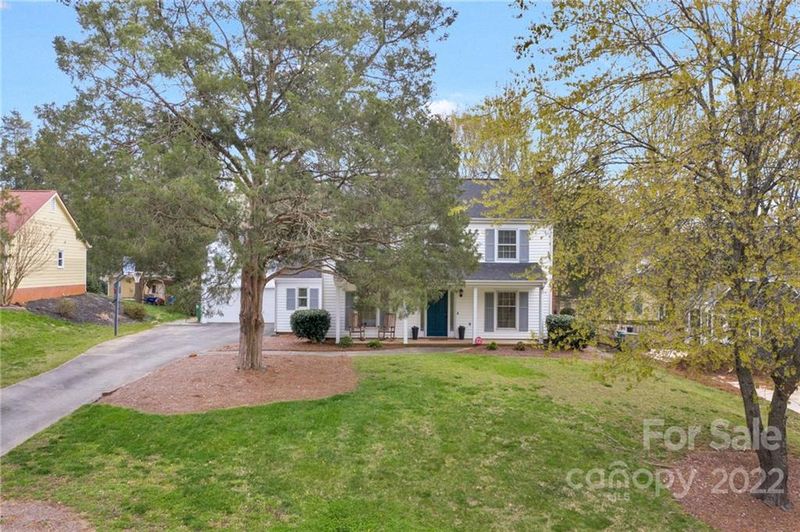 8515 Kirchenbaum Dr, Charlotte, NC 28210