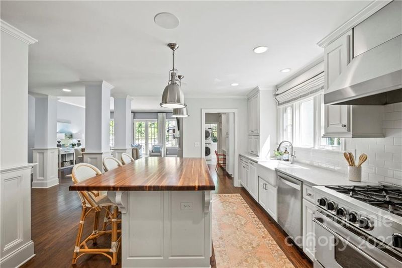 2535 Roswell Ave, Charlotte, NC 28209