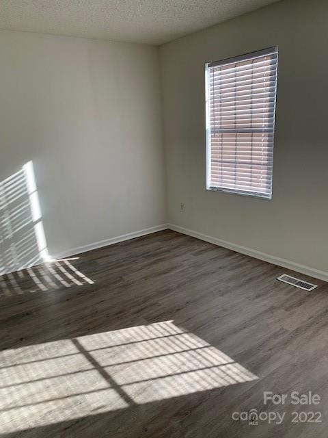 609 Lex Dr, Charlotte, NC 28262