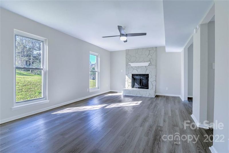 4503 Bathurst Dr, Charlotte, NC 28227