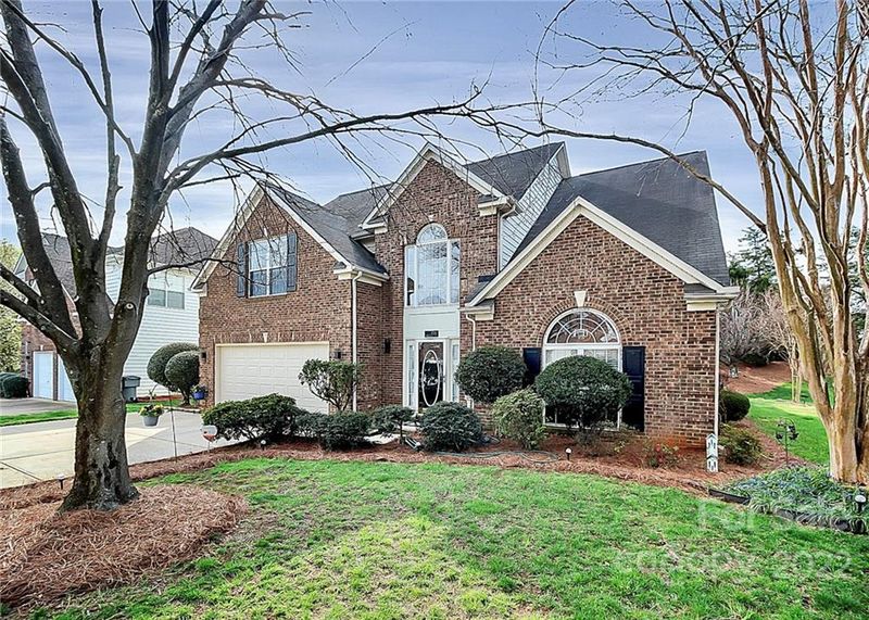 8223 Abbottsgate Ln, Charlotte, NC 28269