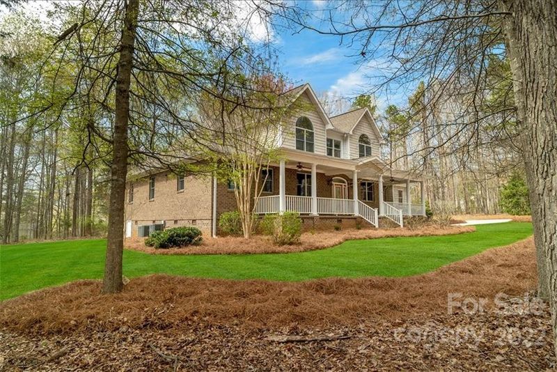 2332 Valelake Rd, York, SC 29745