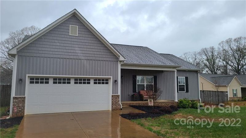 151 Skyuka Rd, Statesville, NC 28677